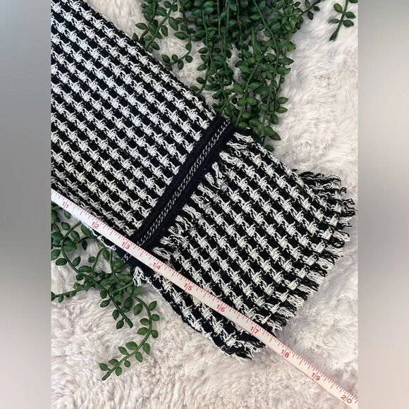 NWT Zara trf Outerwear Black White Tweed Chain Detailing Midi Coat Large - Picture 5 of 9